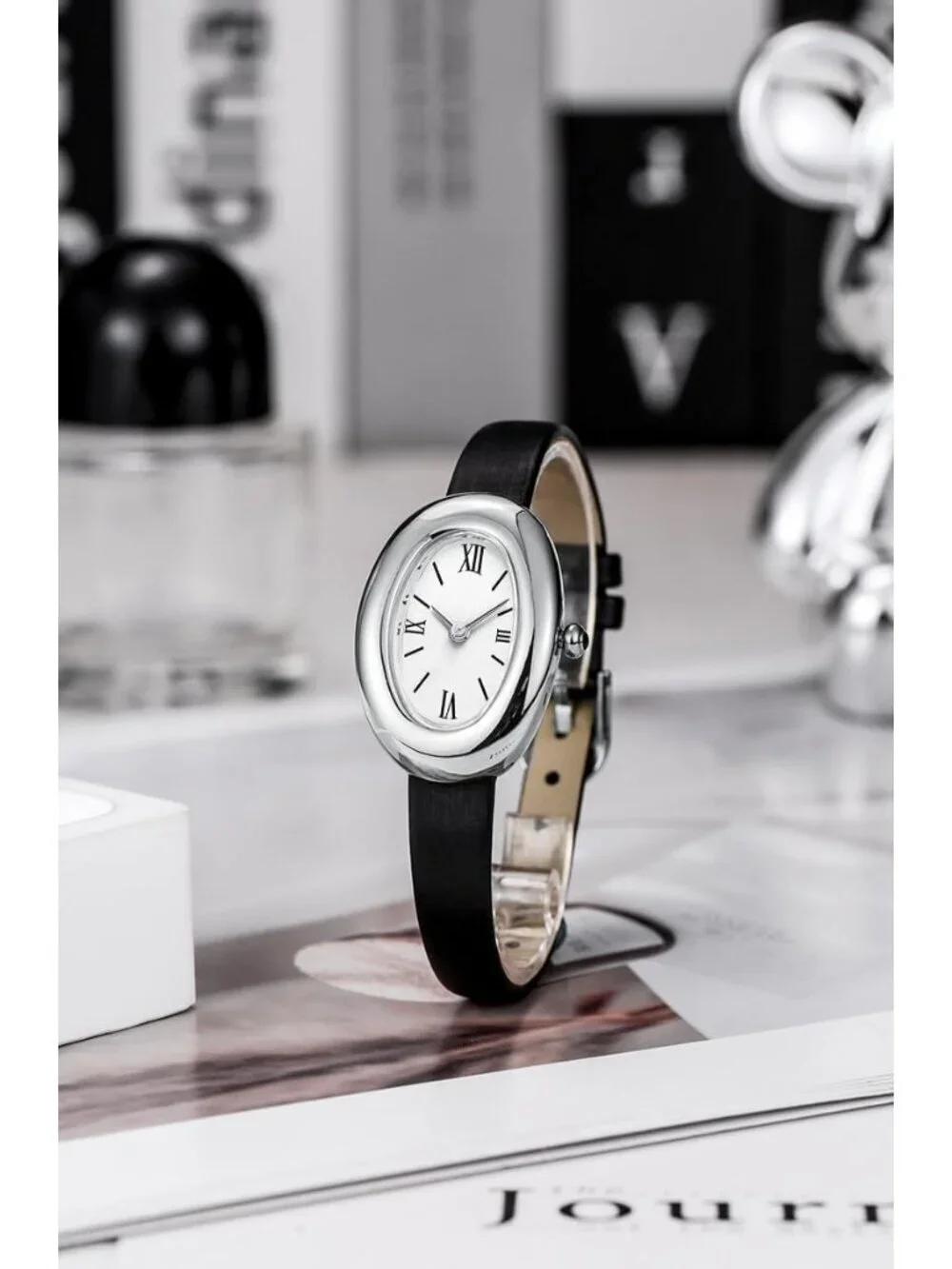 Women's Silver Black Analog Quartz Elegant Dial Bangle Vintage Bracelet Watch
